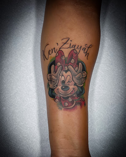 Explore lion and lioness tattoo ideas, creative tattoo ideas in Milwaukee, available at Planet Artz Tattoo Studio
