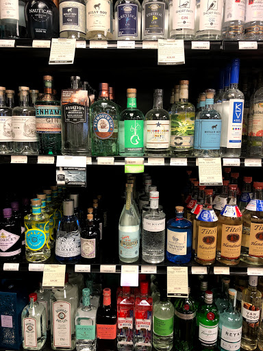 Charles Street Liquors