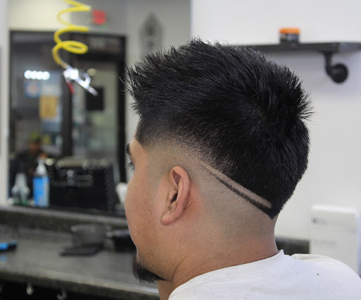 Barber Shop «Royal Clippers Barbershop», reviews and photos, 1178 Lake St, Schaumburg, IL 60193, USA