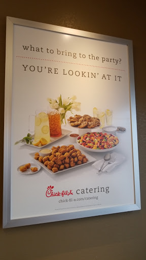 Fast Food Restaurant «Chick-fil-A», reviews and photos, 701 N Milwaukee Ave Ste 360, Vernon Hills, IL 60061, USA