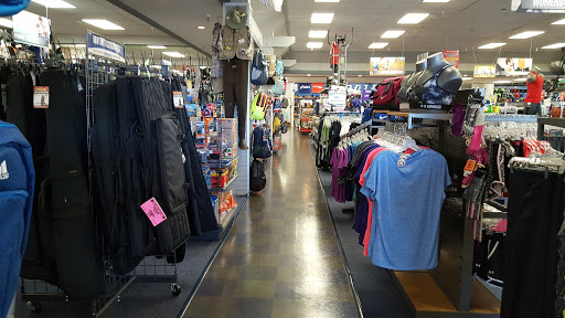 Sporting Goods Store «Big 5 Sporting Goods - SeaTac Village», reviews and photos, 1916 S. 320th, Federal Way, WA 98003, USA