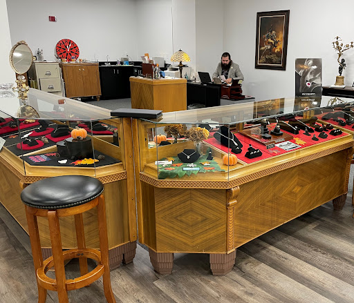 Jeweler «Seng Jewelers», reviews and photos, 453 S 4th St, Louisville, KY 40202, USA