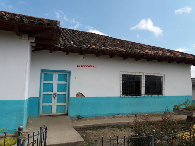 Escuela "Clementina Espinoza"