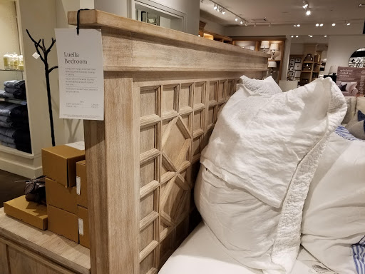 Furniture Store «Pottery Barn», reviews and photos, 6401 Bluebonnet Blvd #300, Baton Rouge, LA 70836, USA
