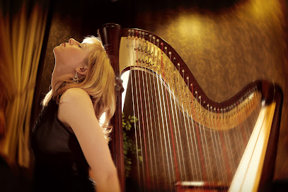 Chantal Dube the Harpist