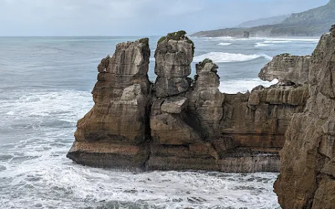 Pancake Rocks Lookout image