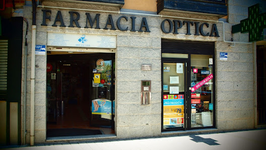 Farmacia Óptica La Iglesia C. Guadarrama, 12, 28260 Galapagar, Madrid, España