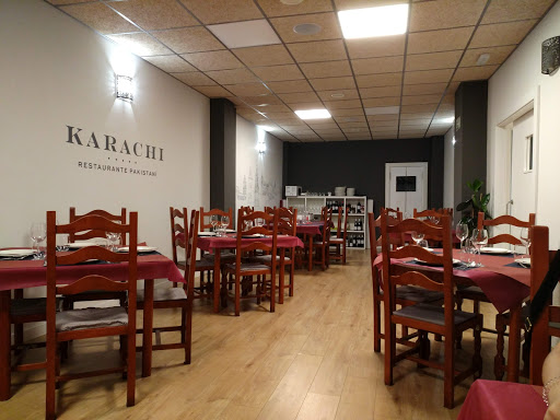 Restaurante Karachi - C. Padre Marín, 25, bajo, 26004 Logroño, La Rioja, España