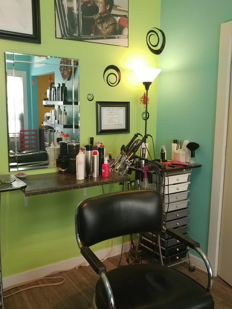 HairLicious Design Studio 46001