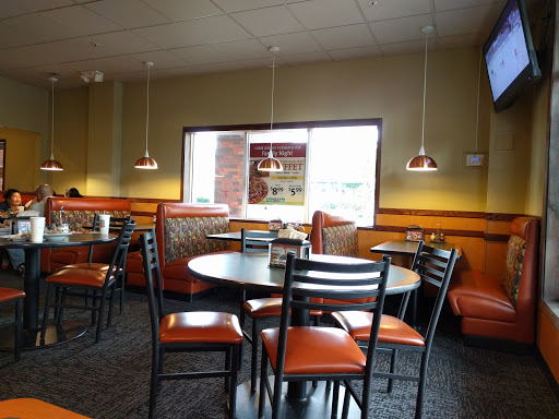 Pizza Restaurant «Round Table Pizza», reviews and photos, 3375 Port Chicago Hwy, Concord, CA 94520, USA