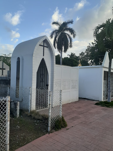 Cementerio General San Pedro Apostol