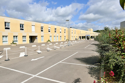 Centre de rééducation LADAPT SMR - Soins Médicaux et de Réadaptation Amilly