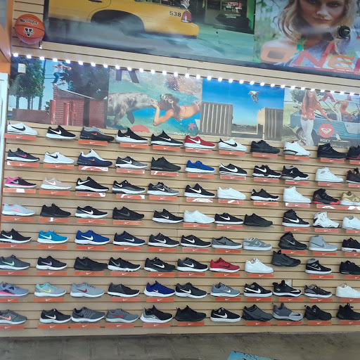 Shoe Store «Shoe City», reviews and photos, 4450 Firestone Blvd, South Gate, CA 90280, USA