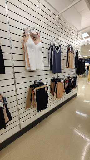 Department Store «Marshalls», reviews and photos, 12801 W Sunrise Blvd, Sunrise, FL 33323, USA