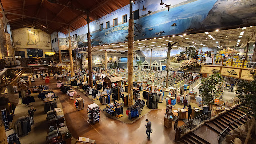 Sporting Goods Store «Bass Pro Shops», reviews and photos, 6425 Daniel Burnham Dr, Portage, IN 46368, USA