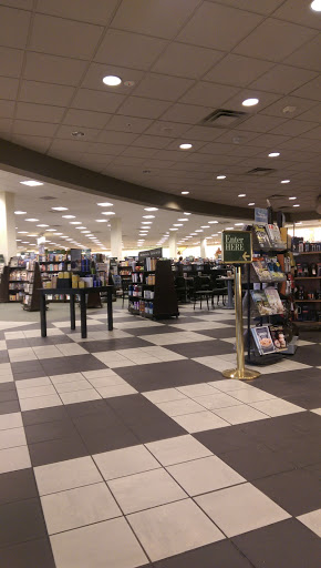Book Store «Barnes & Noble», reviews and photos, 2540 Futura Park Way, Plainfield, IN 46168, USA