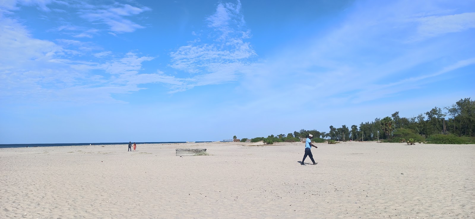 Φωτογραφία του Ariyamaan Beach με επίπεδο καθαριότητας πολύ καθαρό