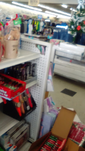 Discount Store «Factory 2-U (Fallas Discount Stores)», reviews and photos, 3334 W Van Buren St, Phoenix, AZ 85009, USA