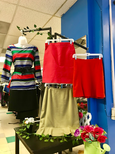 Stores and Shopping «Frugalista», reviews and photos, 3069 Mt Pleasant St NW, Washington, DC 20009, USA