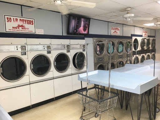 Laundromat «2 Minit Laundry and Cleaners», reviews and photos, 124 N Parsons Ave, Brandon, FL 33510, USA