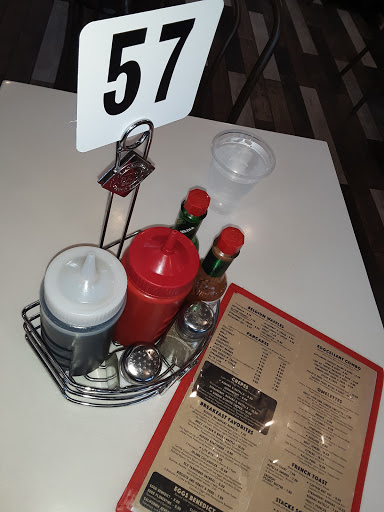 Shopping Mall «The Bluffs Shopping Center», reviews and photos, 1302 - 1380 Bison Ave, Newport Beach, CA 92660, USA