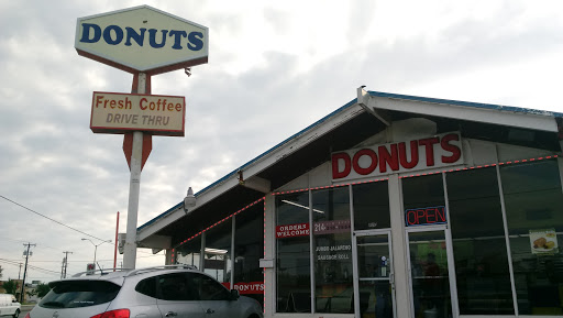 USA Donuts, 902 N Westmoreland Rd, Dallas, TX 75211, USA, 