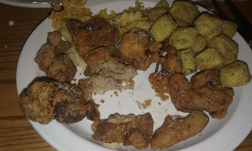 American Restaurant «Cracker Barrel Old Country Store», reviews and photos, 115 Gum Branch Rd, Dickson, TN 37055, USA