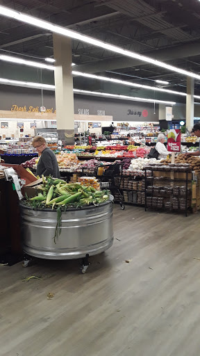Grocery Store «Jewel-Osco», reviews and photos, 13200 Village Green Dr, Huntley, IL 60142, USA