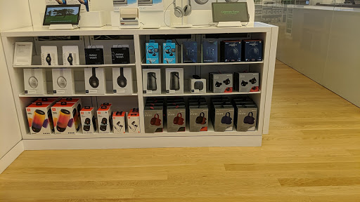 Computer Store «Microsoft Store», reviews and photos, 2855 Stevens Creek Blvd #1135, Santa Clara, CA 95050, USA