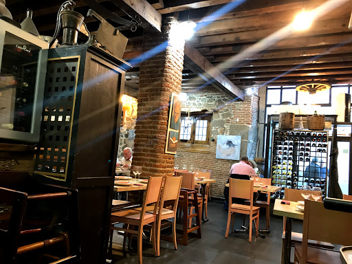Cervecería Restaurante Siglodoce en Ávila‎