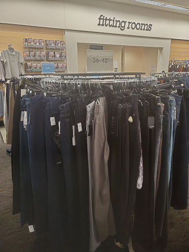 Department Store «Nordstrom Rack North Point MarketCenter», reviews and photos, 6200 North Point Pkwy, Alpharetta, GA 30022, USA