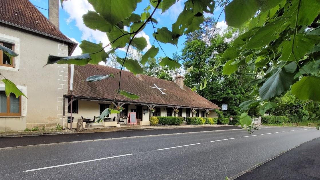 HOTEL RESTAURANT DE LA CROIX BLANCHE à Beaurepaire-en-Bresse