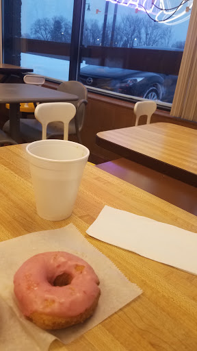 Donut Shop «Granny Donuts», reviews and photos, 1555 S Robert St, St Paul, MN 55118, USA