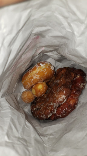 Donut Shop «Sesame Donuts Tigard», reviews and photos, 11945 SW Pacific Hwy, Tigard, OR 97223, USA