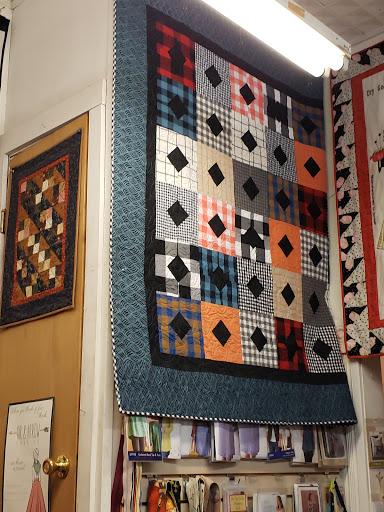 Quilt Shop «Las Colchas», reviews and photos, 110 Ogden St, San Antonio, TX 78212, USA