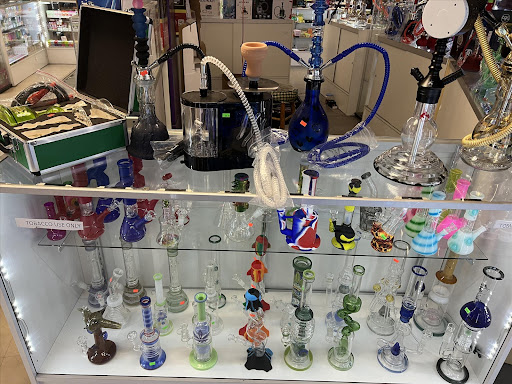 Tobacco Shop «Smoke Shop And Vape For Less», reviews and photos, 6207 Charlotte Pike, Nashville, TN 37209, USA