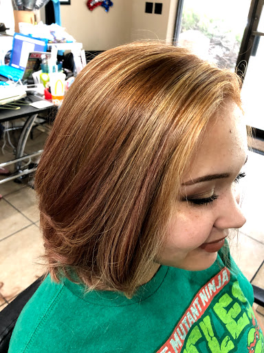 Beauty Salon «Bella Madame Salon», reviews and photos, 3047 Woodland Hills Dr, Kingwood, TX 77339, USA