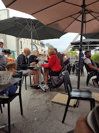 Atmosphère du Restaurant Moulerie du port à Camaret-sur-Mer - n°3