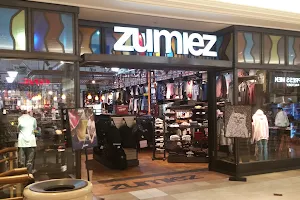 Zumiez image