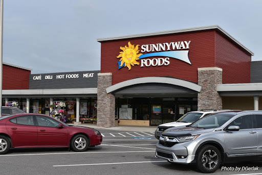 Grocery Store «Sunnyway Foods Market», reviews and photos, 212 N Antrim Way, Greencastle, PA 17225, USA