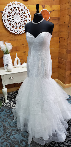 Consignment Shop «The White Pear Formal Consignment Boutique», reviews and photos, 1128 W Market St, Pottsville, PA 17901, USA