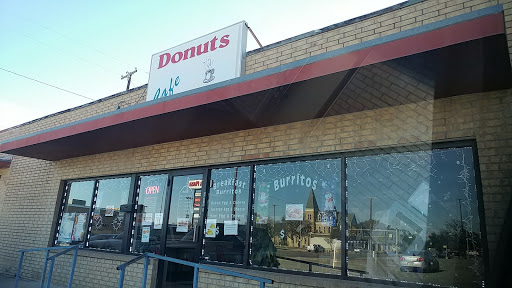 Donut Cafe, 1417 Austin Ave, Brownwood, TX 76801, USA, 