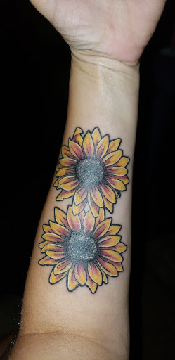 Tattoo Shop «Dragon Works Tattoo Studio», reviews and photos, 4100 Rhinehart Rd, Pine Bluff, AR 71601, USA