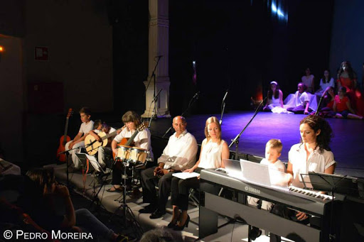 VoZes em ConSerto - Academia de Canto e Performance