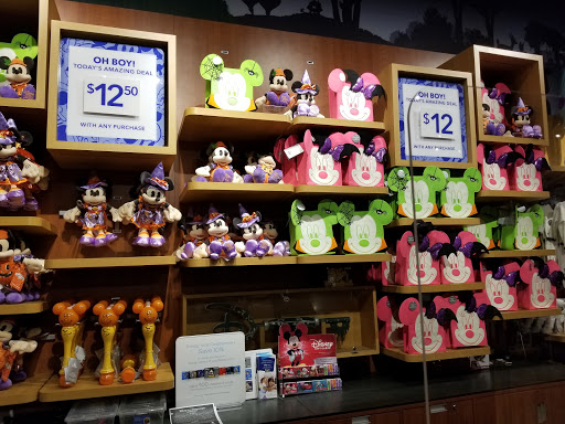 Toy Store «Disney Store», reviews and photos, 9090 Destiny USA Dr, Syracuse, NY 13204, USA