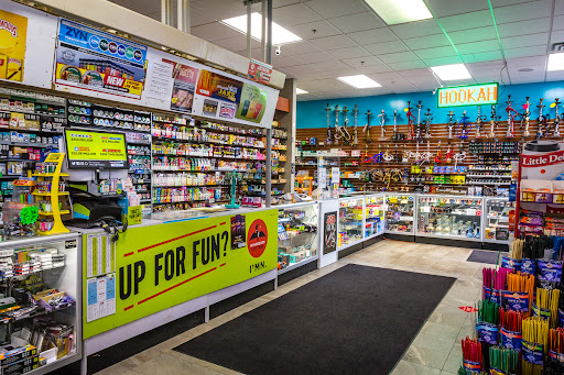 Vaporizer Store «Midway Tobacco and Vapor», reviews and photos, 1475 University Ave W, St Paul, MN 55104, USA