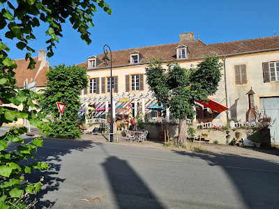 Hondencamping Le Grand Larue à Couleuvre