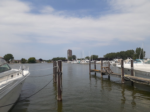 Park «Lake Front Park», reviews and photos, 23000 Jefferson Ave, St Clair Shores, MI 48080, USA