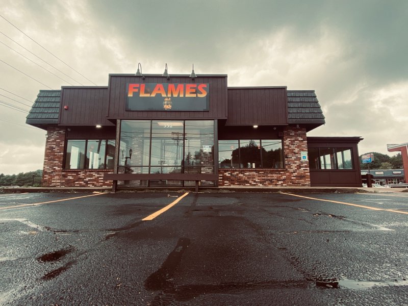 Flames Restaurant 02368