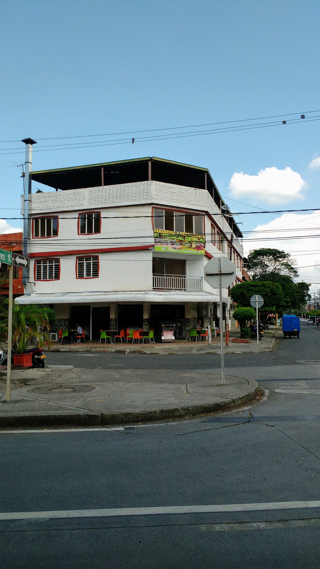 Panaderia y Restaurante la 44